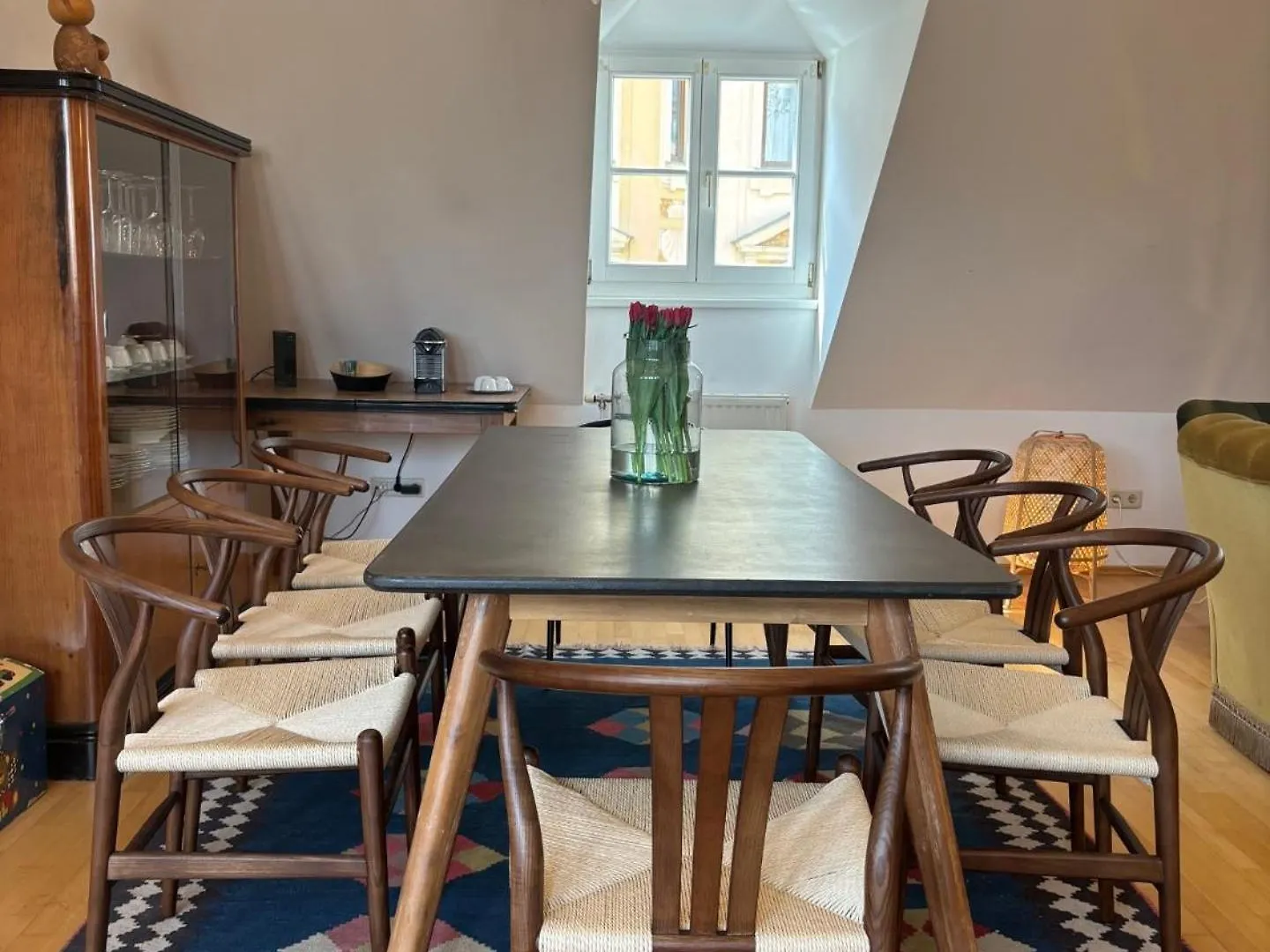 Grosszuegiges Apartment In Historischem Gebaeude Vienna Austria