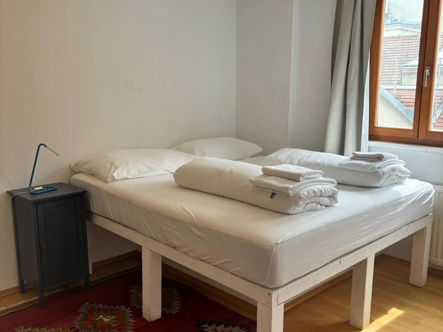 Grosszuegiges Apartment In Historischem Gebaeude Vienna